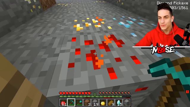 I CAUGHT MY NOOB FRIEND Using XRAY and FORTUNE 1000 in MINECRAFT! смотреть онлайн