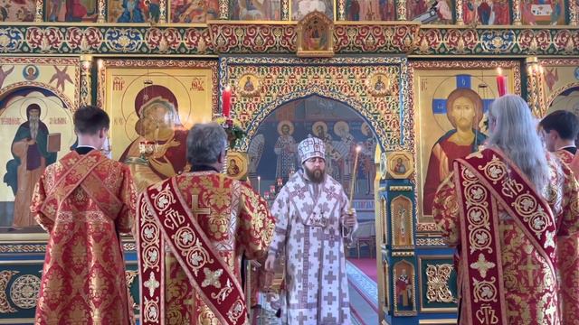 Митрополит Игнатий совершил всенощное бдение в Свято-Никольском мужском монастыре смотреть онлайн