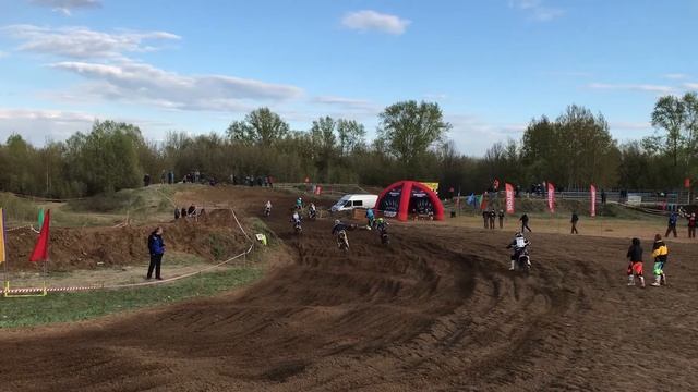 Падение Влада Малышева. Мотокросс 13.05.2017 г.Владимир. смотреть онлайн