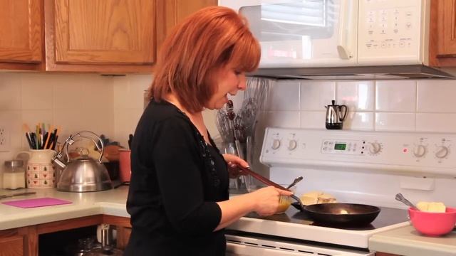 Egg and Brie Omelet смотреть онлайн