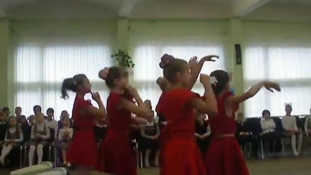 Танцует 4 "Б" смотреть онлайн