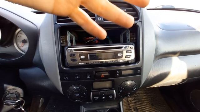 Toyota Rav 4 - Com'è Ridotta! è davvero così indistruttibile? solo 180.000 km смотреть онлайн
