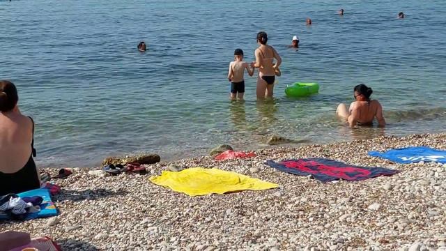 Море Черногория Медуз и Комаров Больше Нет и Не будет не одной медузы ноль медуз,комаров. 5-08-21 смотреть онлайн