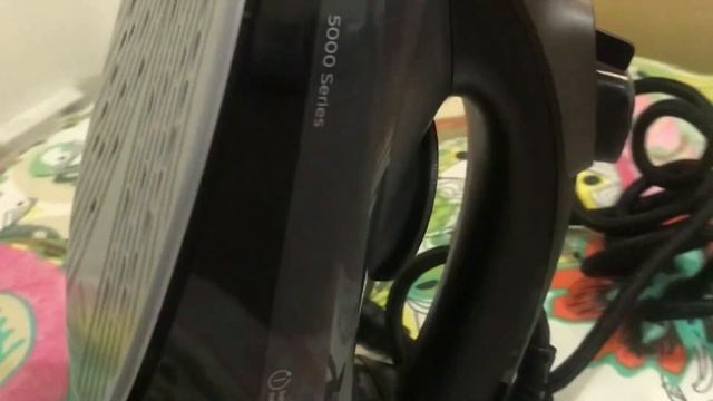 Philips Iron DST5040-2600WT -Box opening. смотреть онлайн