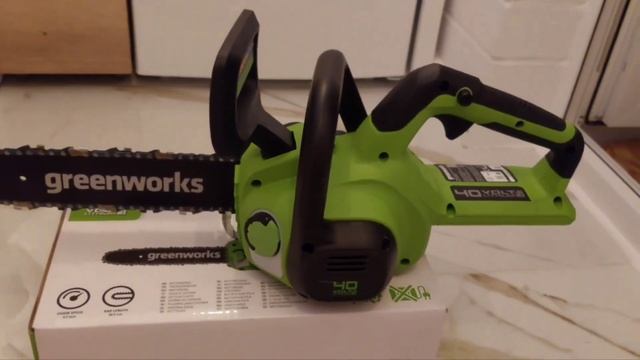 Распаковка — Электропила цепная Greenworks G40CS30II 40В