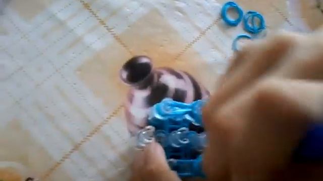АЛМАЗНЫЙ НАГРУДНИК ИЗ РЕЗИНОК смотреть онлайн