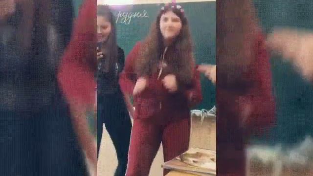 С окончанием учебного года смотреть онлайн