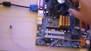 Как подключить провода от блока питания к материнской плате.