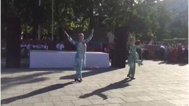 Узбекский зажигательный танец. "Андижанская полька" Пенза 2020 г. смотреть онлайн