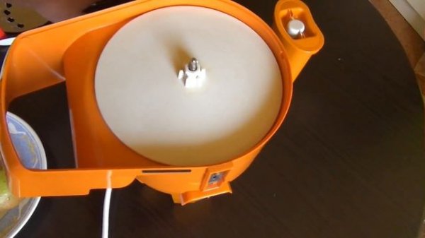 Test- Funktionsprüfung Zerkleinerer -Moulinex  Type 32002 Schnitzelwerk,Food Processor,Food Chopper