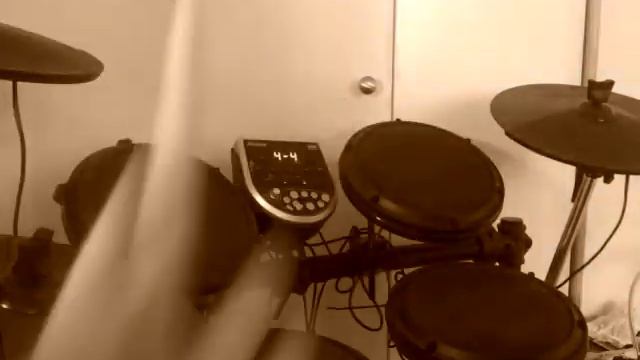 “Our House” by Crosby, Still & Nash, new electric drums set, Harmonica, mic, amp! смотреть онлайн