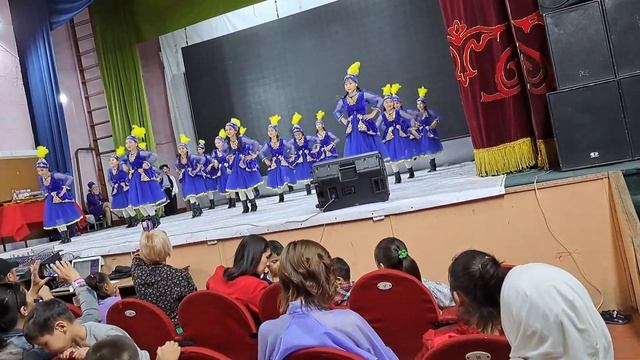 Третий межрегиональный Фестиваль в городе Ош. Кыргызский танец ТС АЛА-БУКАГрация. смотреть онлайн