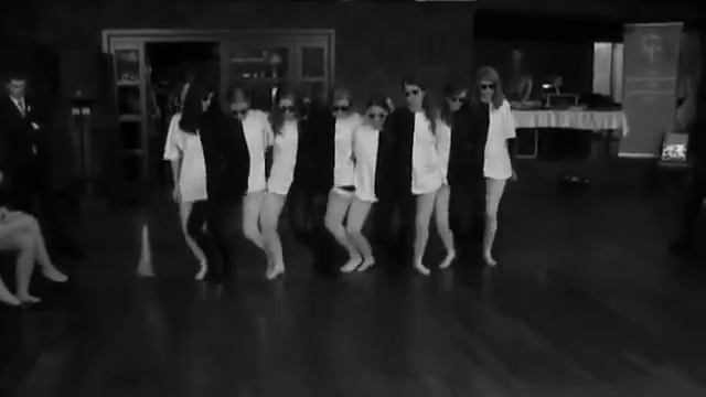 черно белые танцы смотреть онлайн