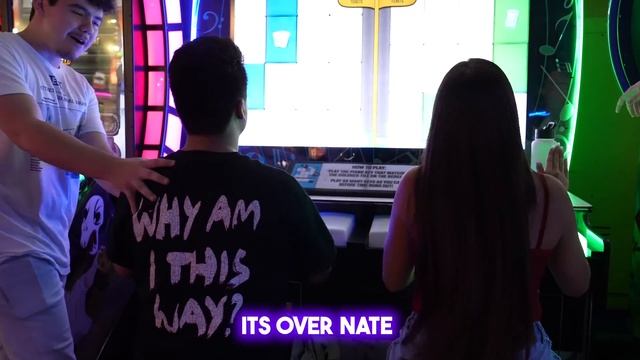 Playing EVERY Arcade Game Until I Win an iPad смотреть онлайн