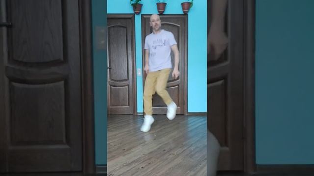 УРОК ТАНЦА ШАФФЛ ДЛЯ НОВИЧКОВ! Shuffle dance tutorial Cutting Shapes. смотреть онлайн