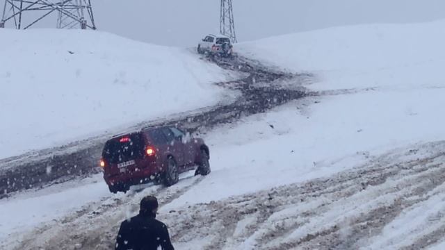 mitsubishi montero sport vs mitsubishi montero snow offroad смотреть онлайн