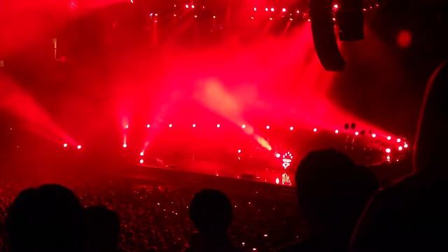 2013 Muse @ Oracle Arena - Intro смотреть онлайн