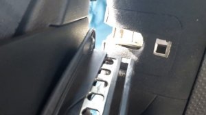 СЛОМАЛСЯ МЕХАНИЗМ ОТКИДЫВАНИЯ ЗАДНЕГО СИДЕНЬЯ НИССАН Х-ТРЕЙЛ 31