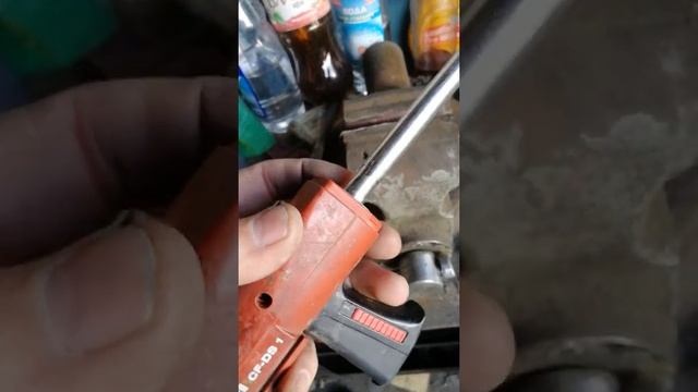 разобрал монтажный пистолет хилти смотреть онлайн