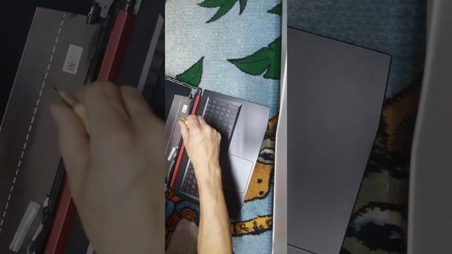 Acer Nitro 5 AN 515 разбор корпуса ноутбука и замена экрана.mp4