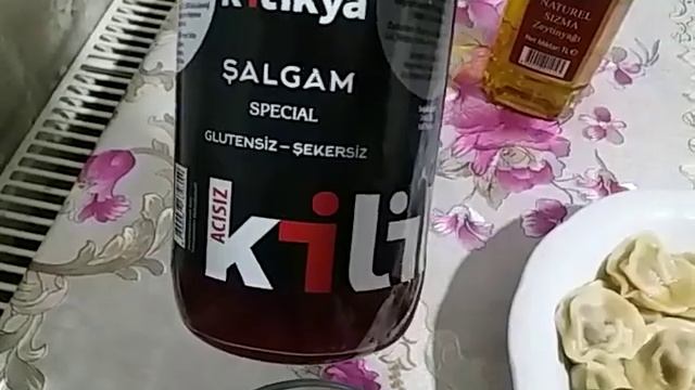 На ужин пельмени с оливковым маслом и шалгам суйу!Сок черной моркови смотреть онлайн