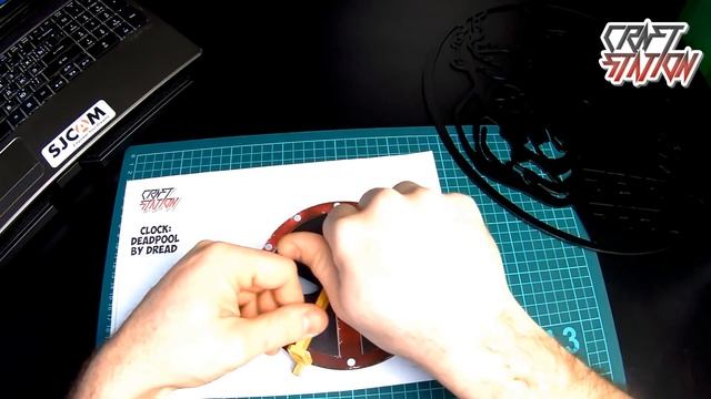 КАК СДЕЛАТЬ ЧАСЫ В СТИЛЕ DEADPOOL (ДЕДПУЛ) DIY смотреть онлайн