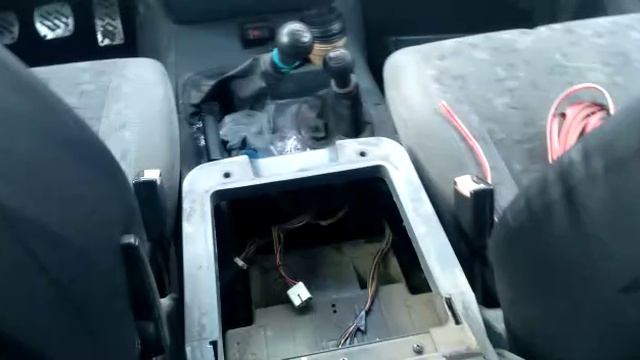 Установка электростеклоподъемников ГРАНАТ в задние двери УАЗ Патриот смотреть онлайн