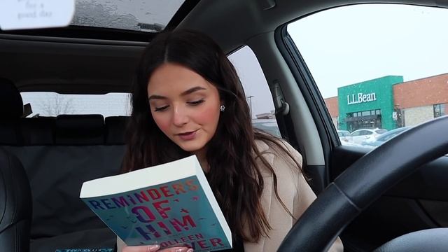 BOOKSTORE VLOG ? book shopping at barnes & noble + book haul! смотреть онлайн