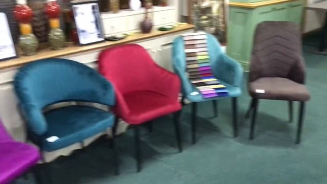 Стулья мягкие для ресторана смотреть онлайн