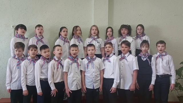 Хор средней школы "Ассорти" Гимн РФ. г. Нерюнгри смотреть онлайн