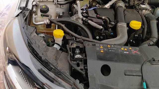 Ruído amortiguadores delanteros Renault Megane IV 4 смотреть онлайн