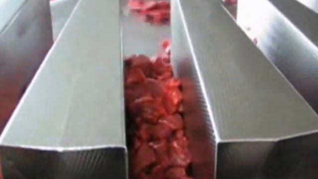 Мультиголовочный дозатор.Multihead.Гуляш дозирование и упаковка