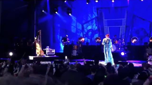 Florence and The Machine "Seven devils" (Game of thrones) LIVE (Full Concert - 9 of 12) смотреть онлайн