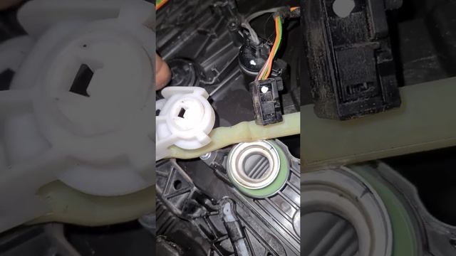 Снятие-установка моторчика печки на PEUGEOT 508. Без снятия торпеды. смотреть онлайн