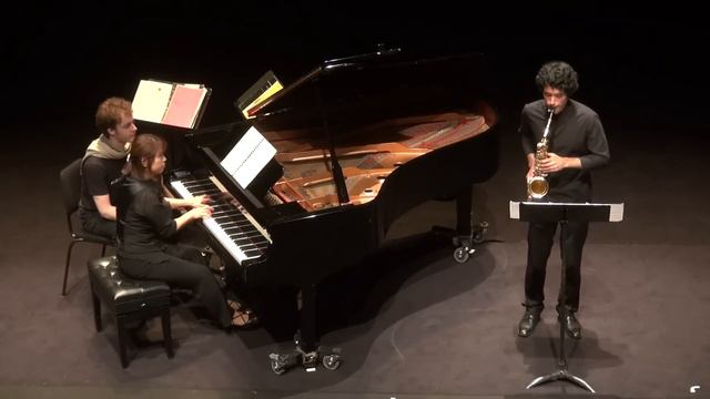 Henri Tomasi - Saxophone concerto (1949) - II mov. смотреть онлайн