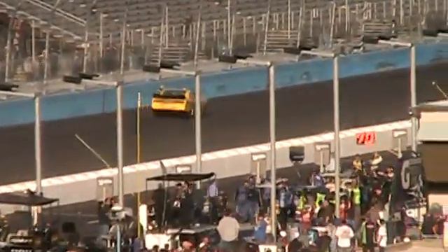 Sam Hornish Jr celebrates at phoenix смотреть онлайн