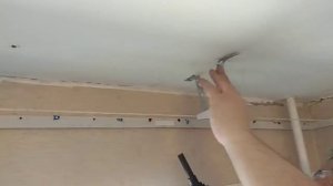 монтаж натяжных потолков газовым пистолетом