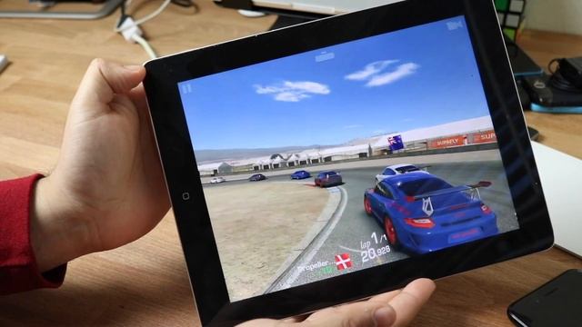 iPad 4 In 2020! (Still Worth It?) (Review) смотреть онлайн