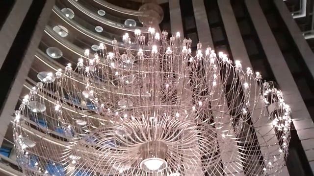 Delphin Imperial Lara. Люстра и холл смотреть онлайн