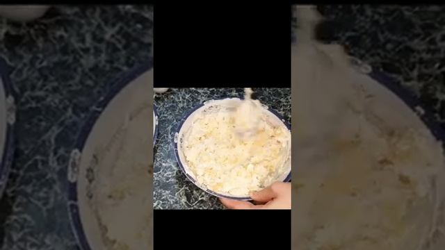 красивое подача к столу салата в виде Роллов с огурцами. смотреть онлайн