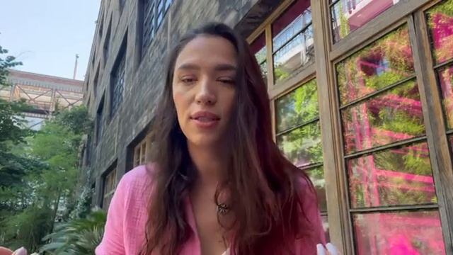 Женская мудрость. Как кайфовать от жизни и не сливать ее в унитаз? смотреть онлайн