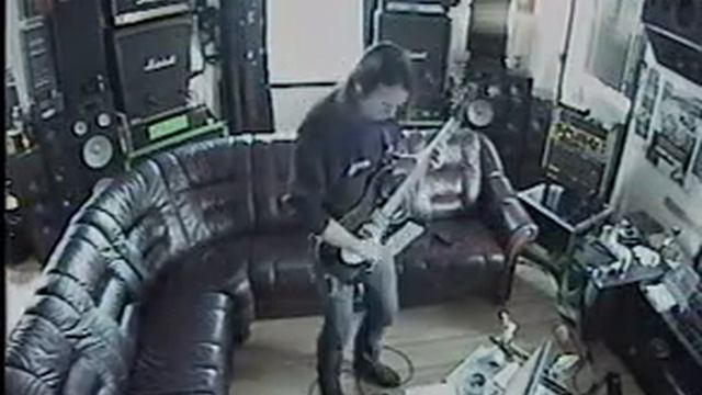 Stop_Equinox_cover_Paul_Overman.avi смотреть онлайн