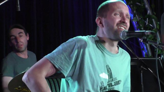 Иван Жук - Гитарное соло в составе группы В.Кожекина и "Станции Мир" @ Клуб А.Козлова 10.06.2015 смотреть онлайн