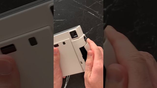 Распаковка Fujifilm Instax SQ1 смотреть онлайн