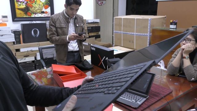 HANOILAB: UNBOXING X1 CARBON GEN 6 - CORE I7 8550U смотреть онлайн