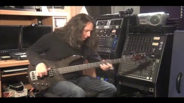 Studio Devil -Virtual Bass Amp Pro demo by Steve Booke смотреть онлайн