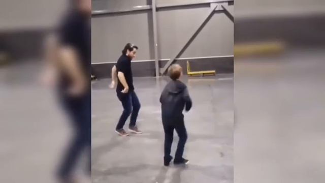 Jackson Robert scott dance смотреть онлайн