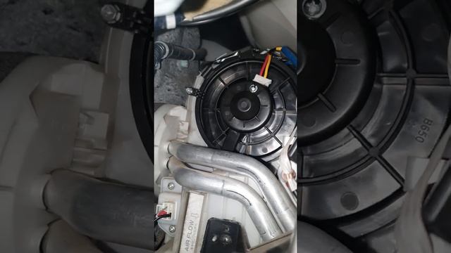 Nissan Serena 26 кузов меняем мотр печки смотреть онлайн