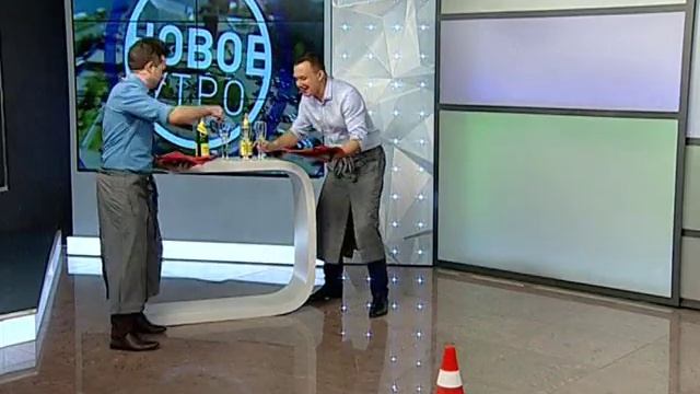 Гонки непрофессиональных официантов