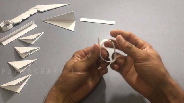 DIY- 4K Instructions on how to make karambit from A4 paper. смотреть онлайн
